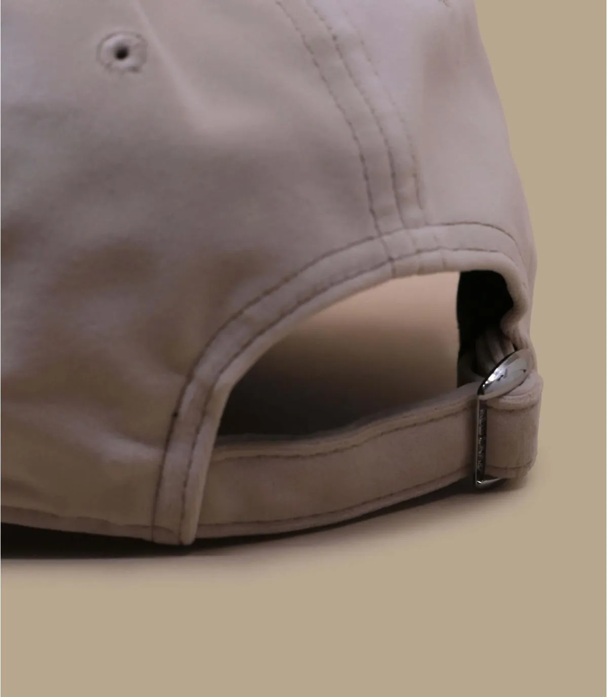 Cappello da baseball da donna NY in velluto beige  Cappellini Wmn Velour 9Forty NY stone     