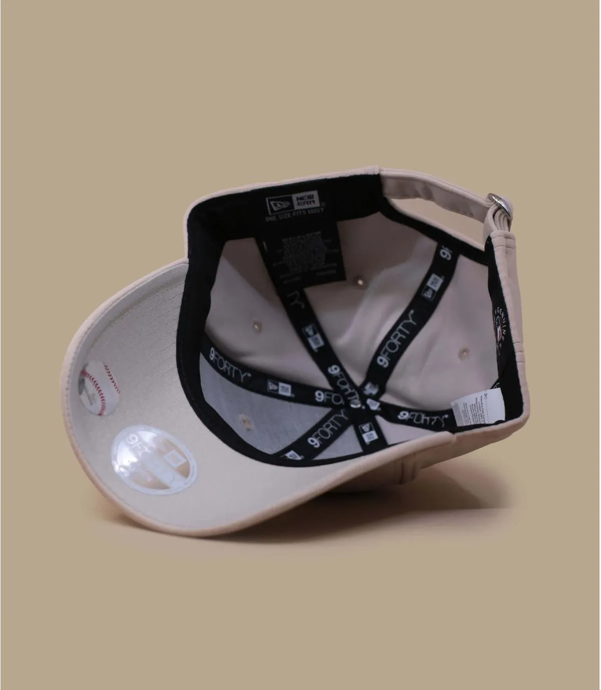 Cappello da baseball da donna NY in velluto beige  Cappellini Wmn Velour 9Forty NY stone     