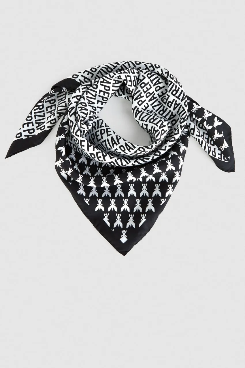 Foulard en soie imprimé