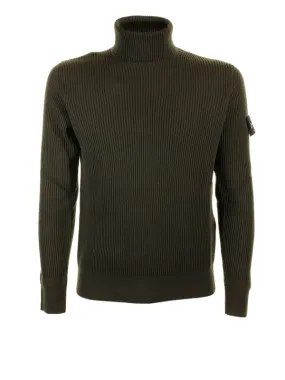 Green turtleneck with logo