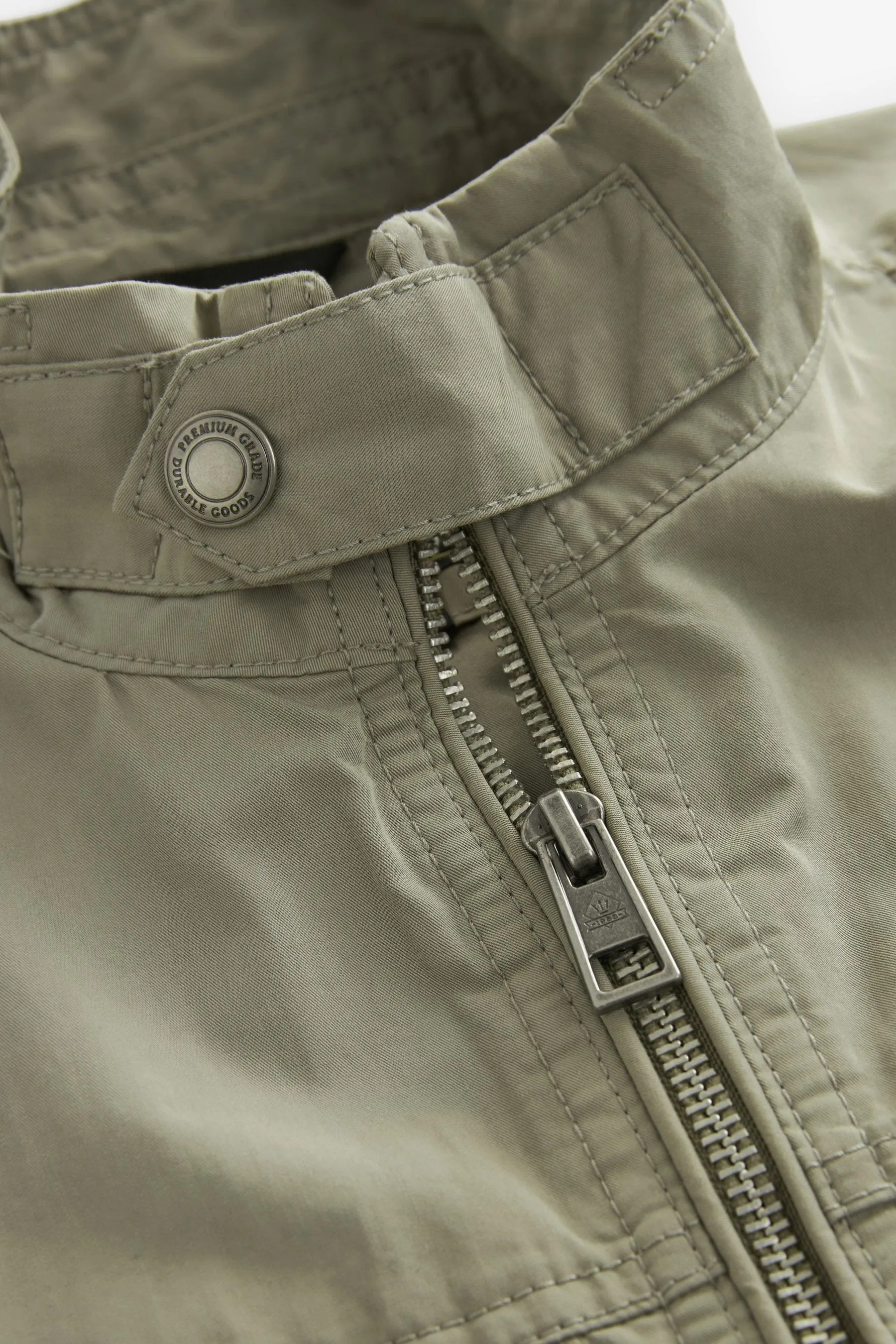 Impermeabile stile camicia multitasche
