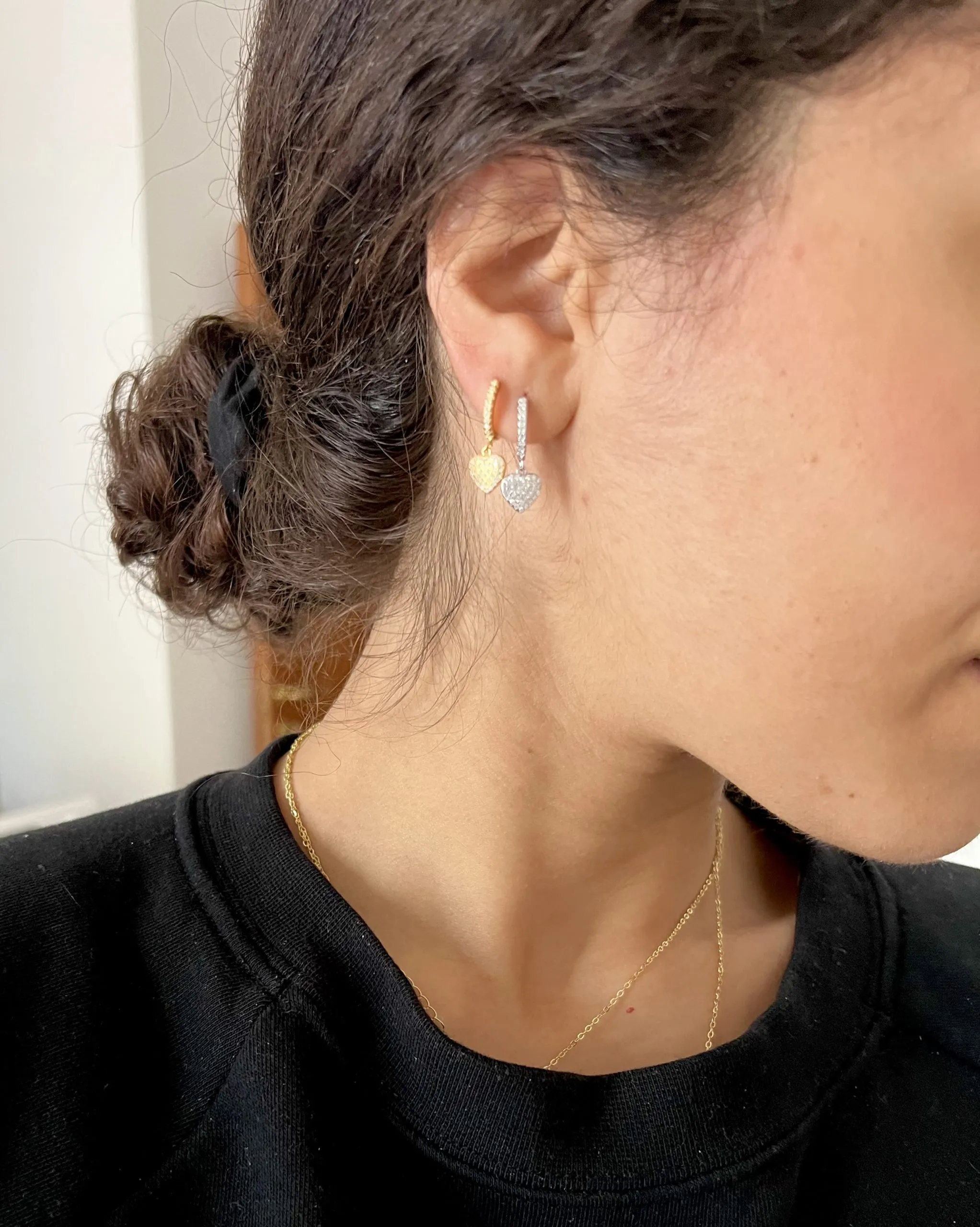 Orecchini con ciondoli zirconati in argento 925