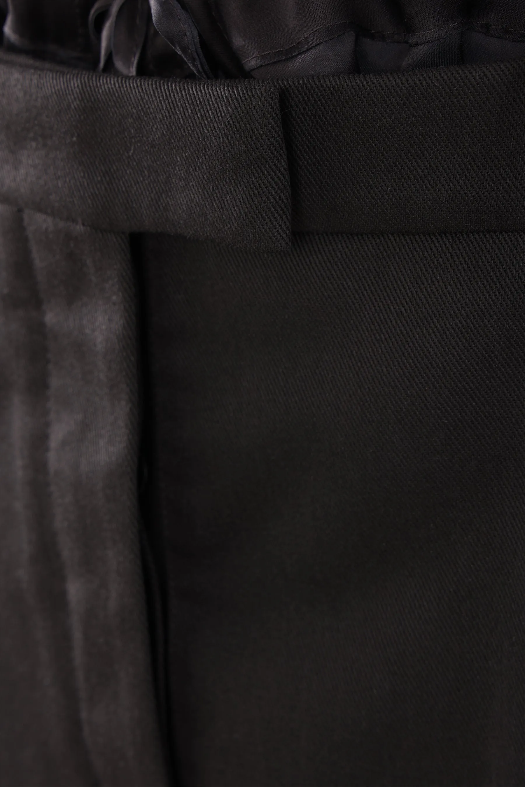  pantalone corto in organza con minigonna in gabardine  
