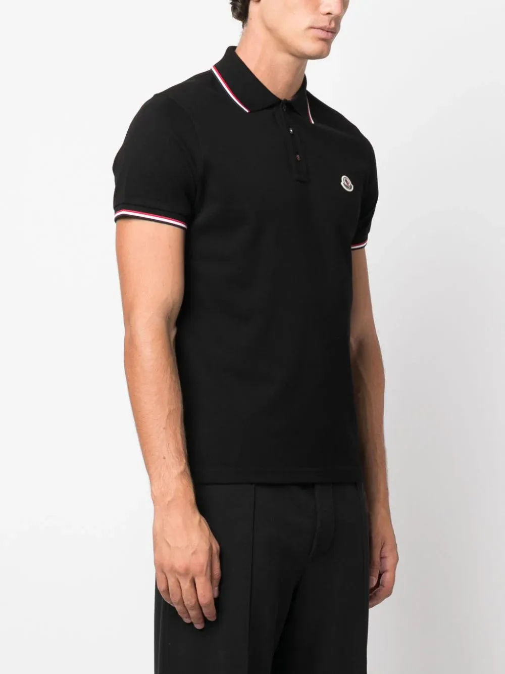 Polo con logo